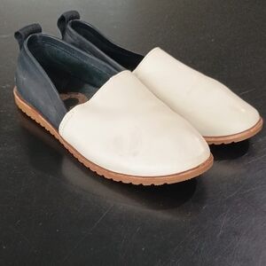 Sorel Women's Black and White Flats